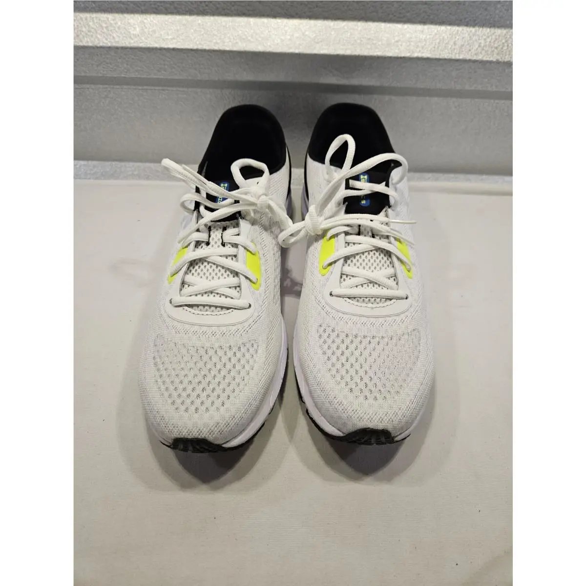 Under Armour shoes - HOVR - HOVR - White 1