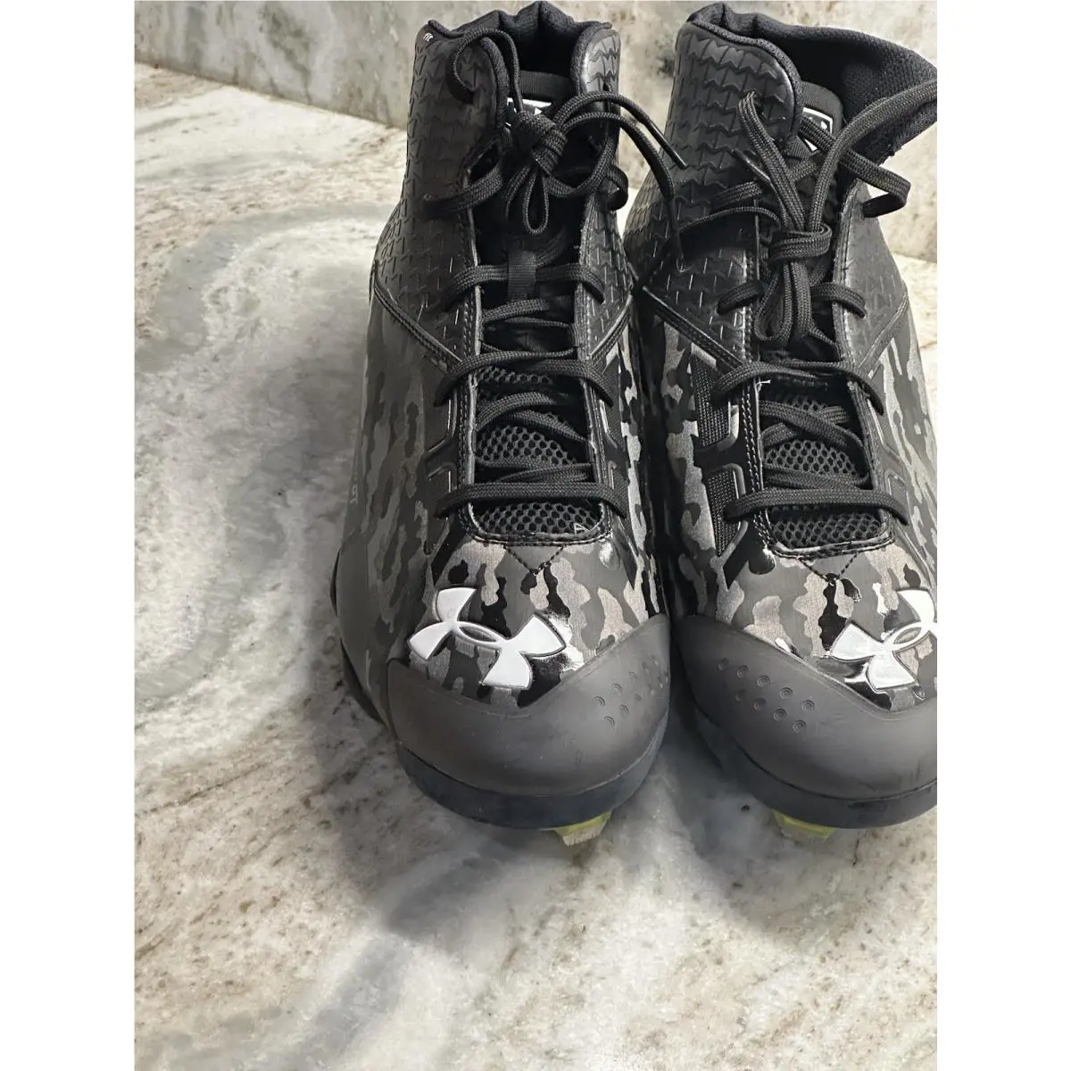Under Armour shoes - UA Deception - Deception - Gray (UPC: 0888284773618) 2