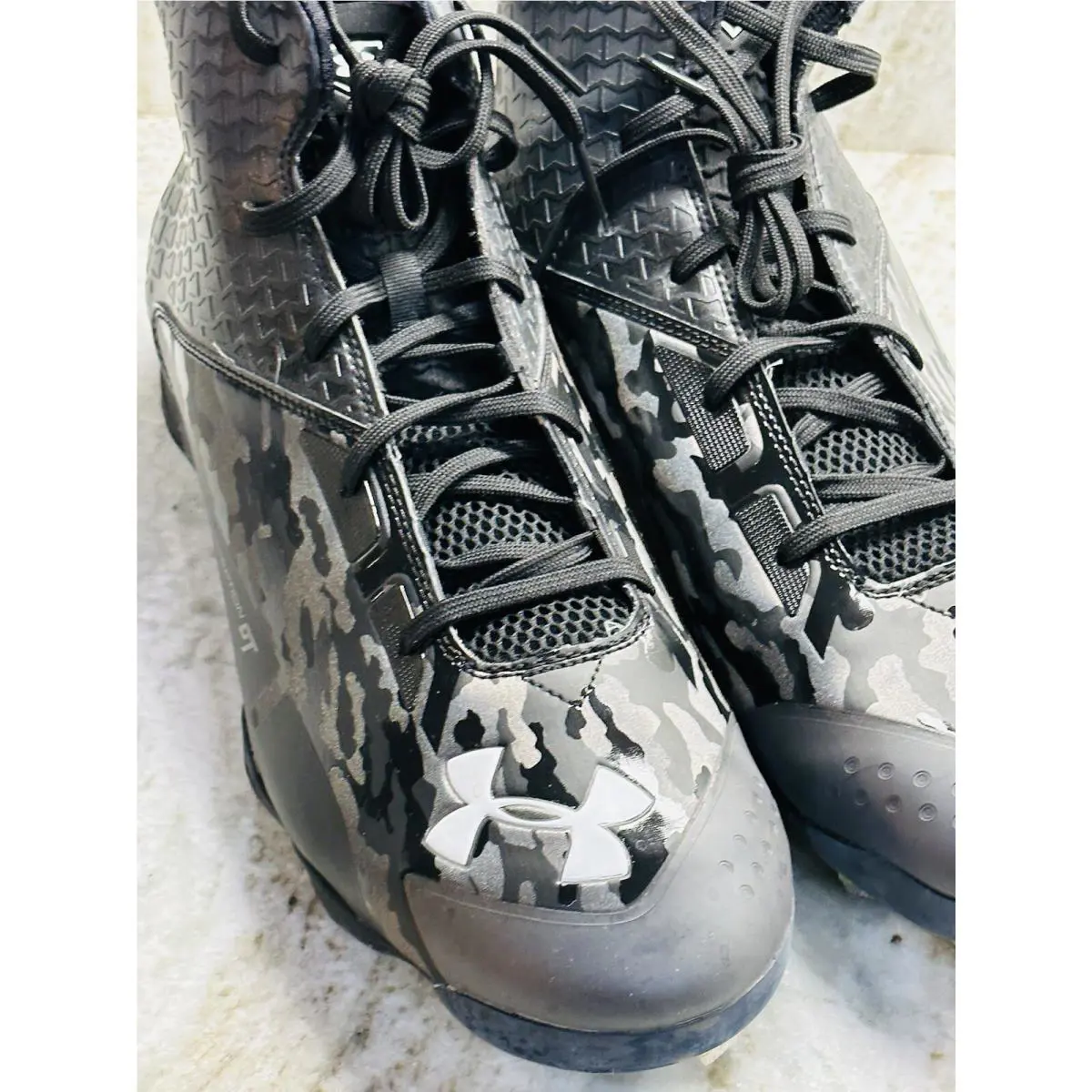 Under Armour shoes - UA Deception - Deception - Gray (UPC: 0888284773618) 3