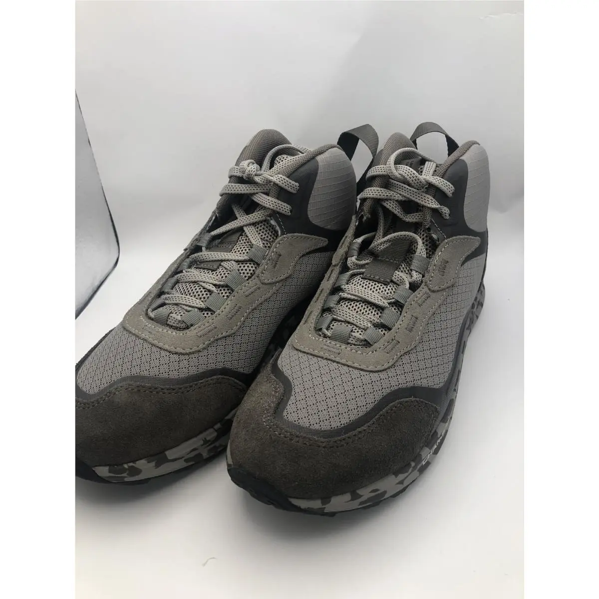 Under Armour shoes - Under Armour Charged Bandit Trek 2 - 3024759-100 - grey (UPC: 195253696428) 1
