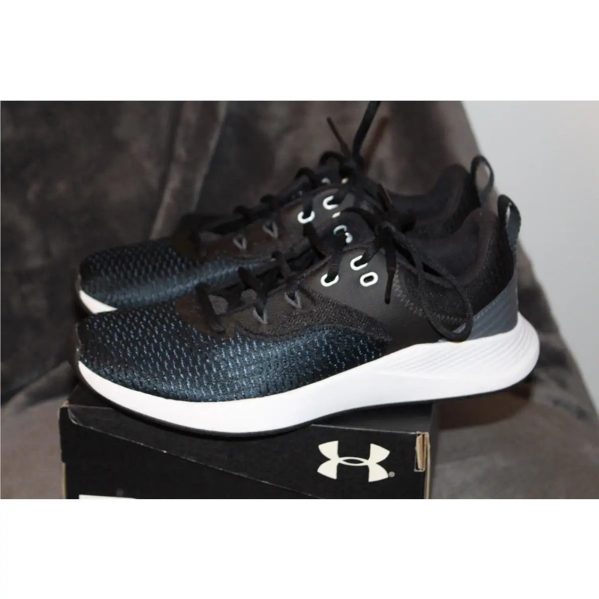 Under Armour Women`s UA Charged Breathe TR3 Size 9 Shoes