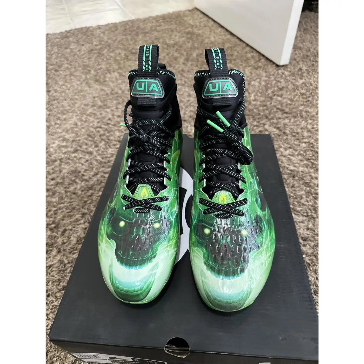 Under Armour shoes - Under Armour Spotlight - Spotlight - 3025376-001 - Green 0