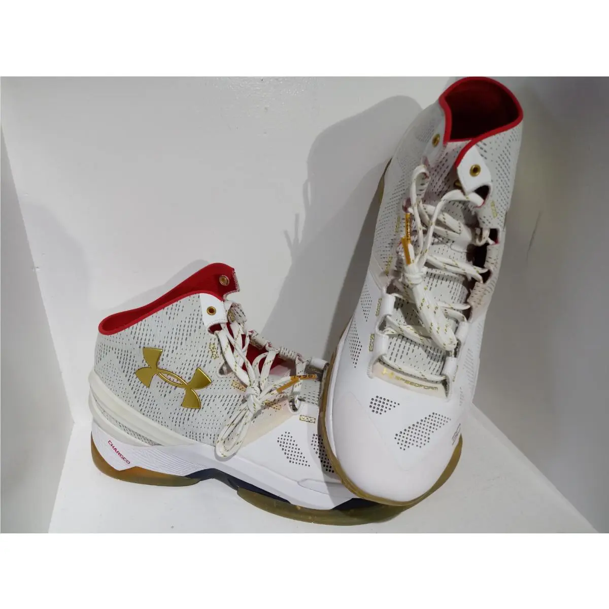 Under Armour shoes - Under armour Curry 2 - Curry - 1259007 107 - White; metallic gold; royal, Manufacturer: white; metallic gold; true royal (UPC: 190086361451) 4