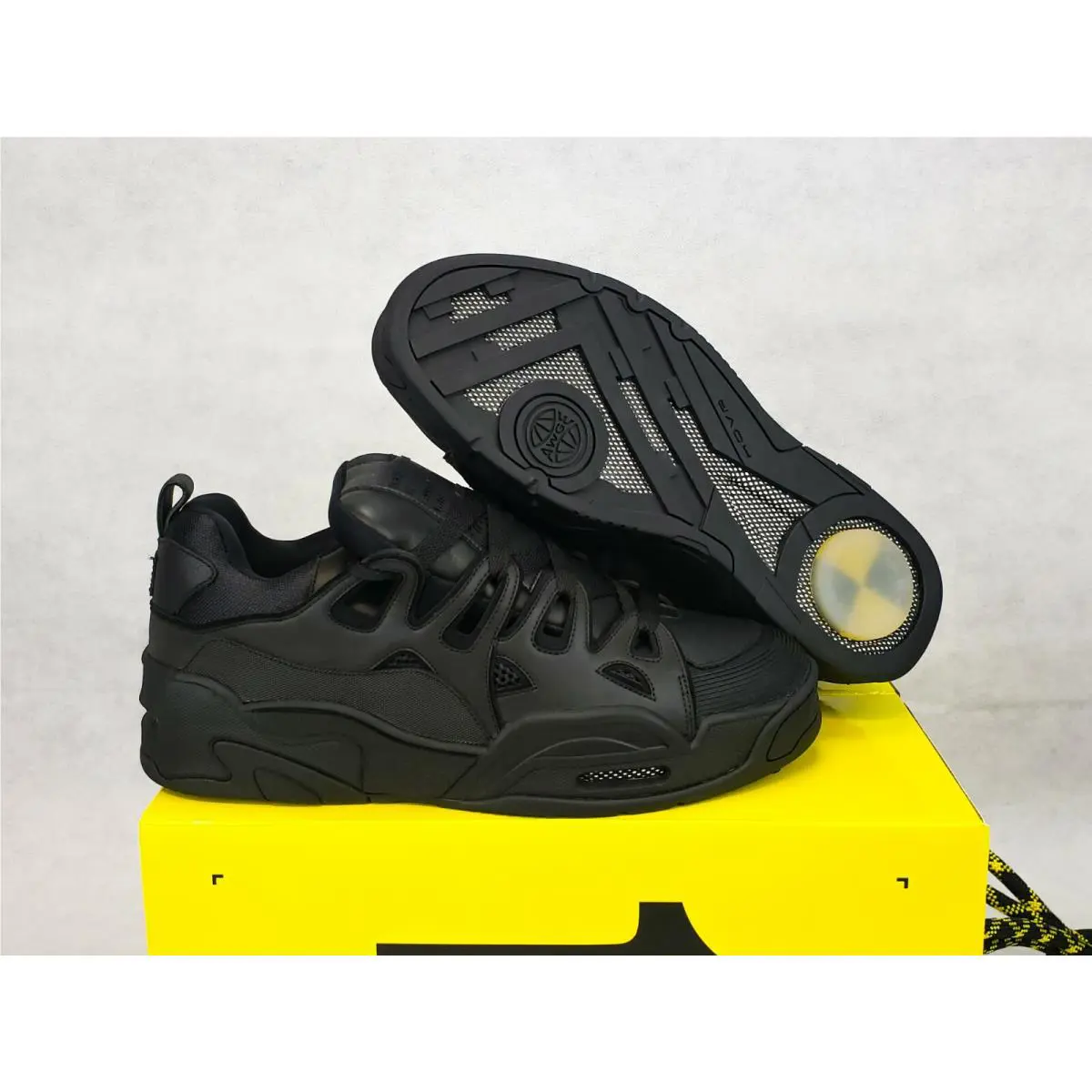 Under Armour shoes - Under Armour SRLo - SRLo - 3021559-002 - Black, Manufacturer: Triple Black (UPC: 192565756758) 0