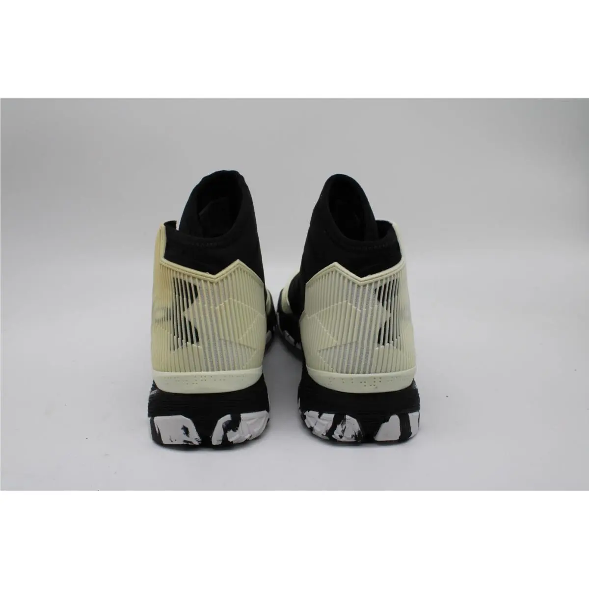Under Armour shoes - White/black (UPC: 190078243192) 2
