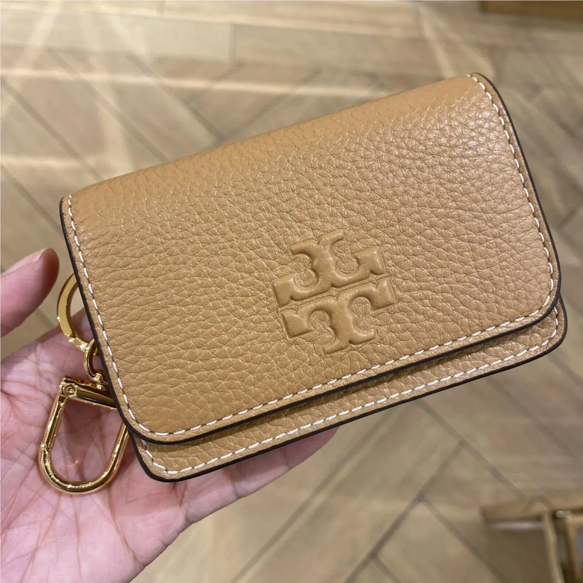 Tory Burch Thea Flap Card Case 159428 Tiramisu