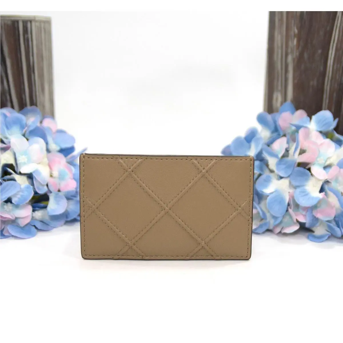 Tory Burch Pebblestone Leather Fleming Debossed Logo Card Case Mini Wallet