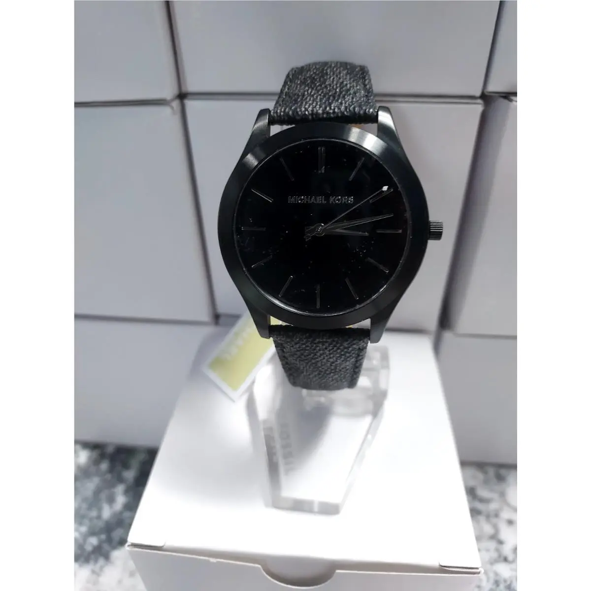 Michael Kors Mens Slim Runway Three-hand Black-tone Alloy Watch MK8908