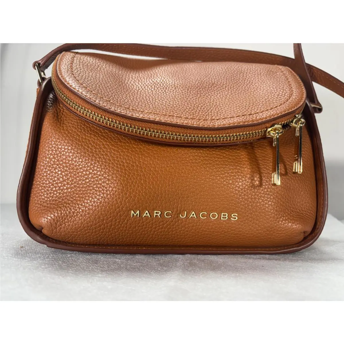 Marc Jacobs N Y Bhbl 64 Years IN Beverly Hills California