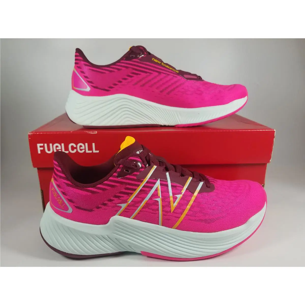 New Balance shoes - New Balance FuelCell Prism - FuelCell Prism - Pink 2
