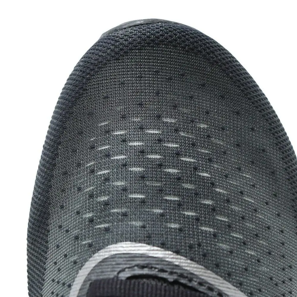 New Balance shoes - New Balance Fuelcell Rebel v3 - Black 2