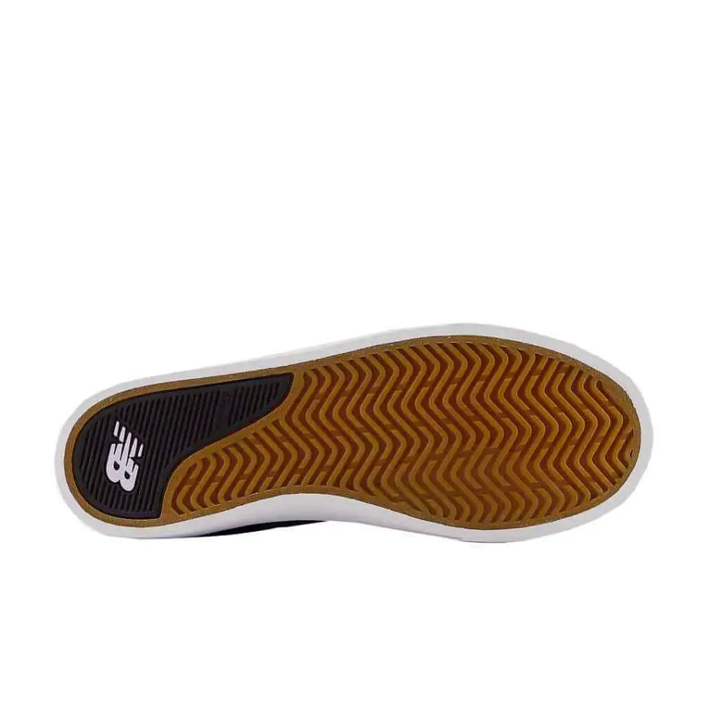New Balance shoes - Black/White 3