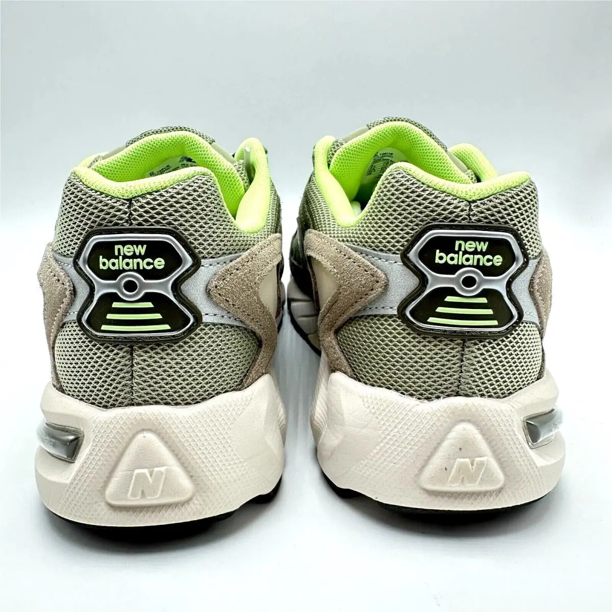 New Balance shoes - New Balance Classics - Classics - ML725UE - Olivine / Dark Moss / Dark Olivine 10