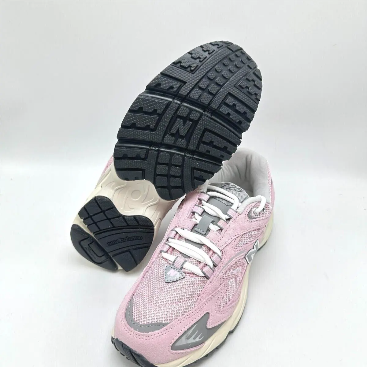 New Balance shoes - New Balance Sport - Sport - ML725BD - Mid Century Pink 4