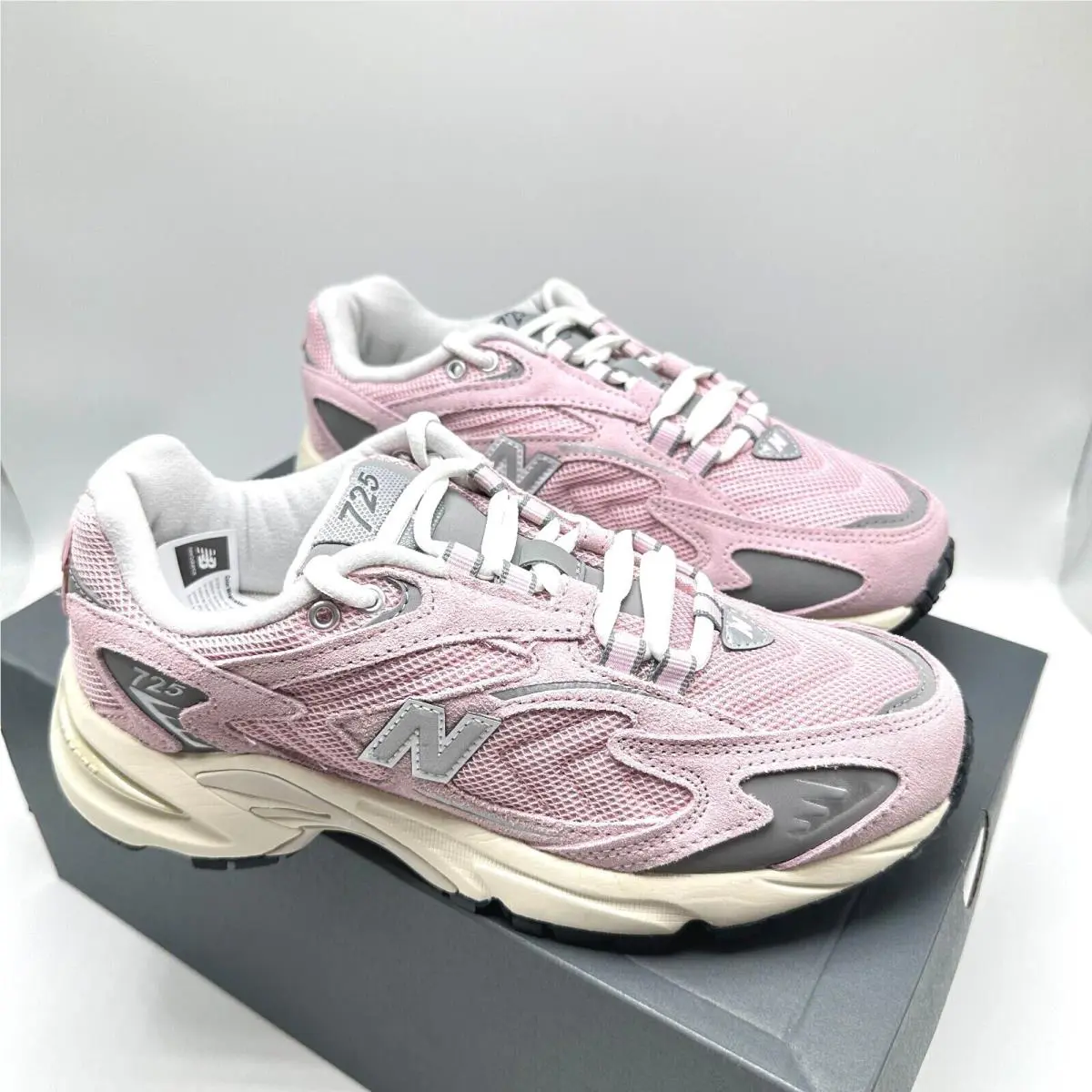 New Balance shoes - New Balance Sport - Sport - ML725BD - Mid Century Pink 7