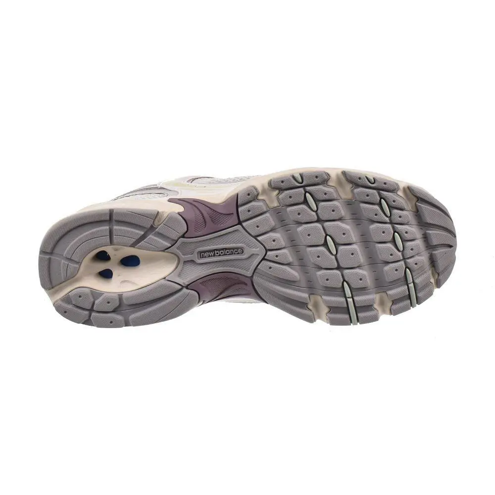 New Balance shoes - White/Purple 4