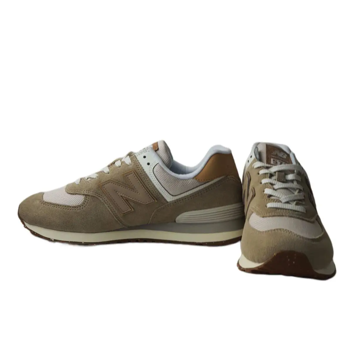New Balance Men`s Beige Classics Traditionnels Sneakers ML574AA2