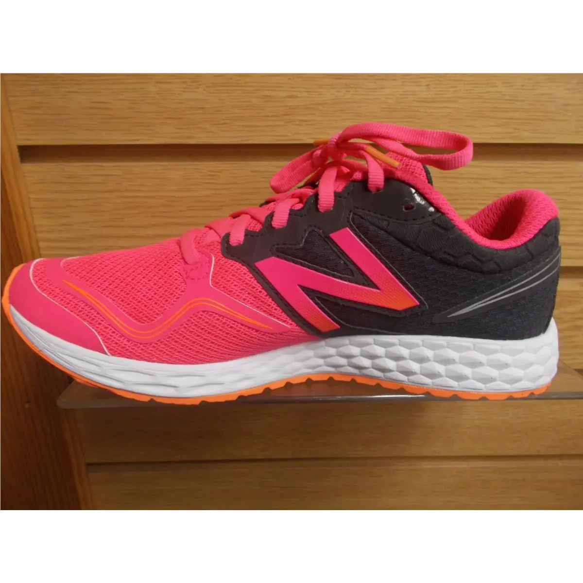 New Balance shoes - New Balance Veniz - Veniz - PINK & BLACK 0