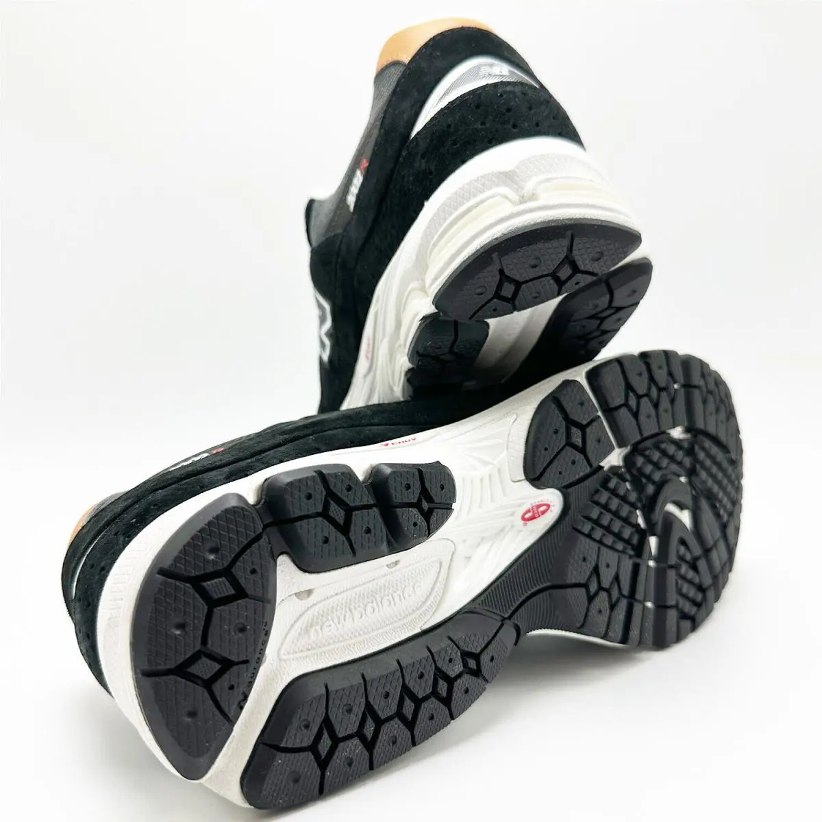 New Balance shoes - New Balance 2002R - M2002REB - Black 5