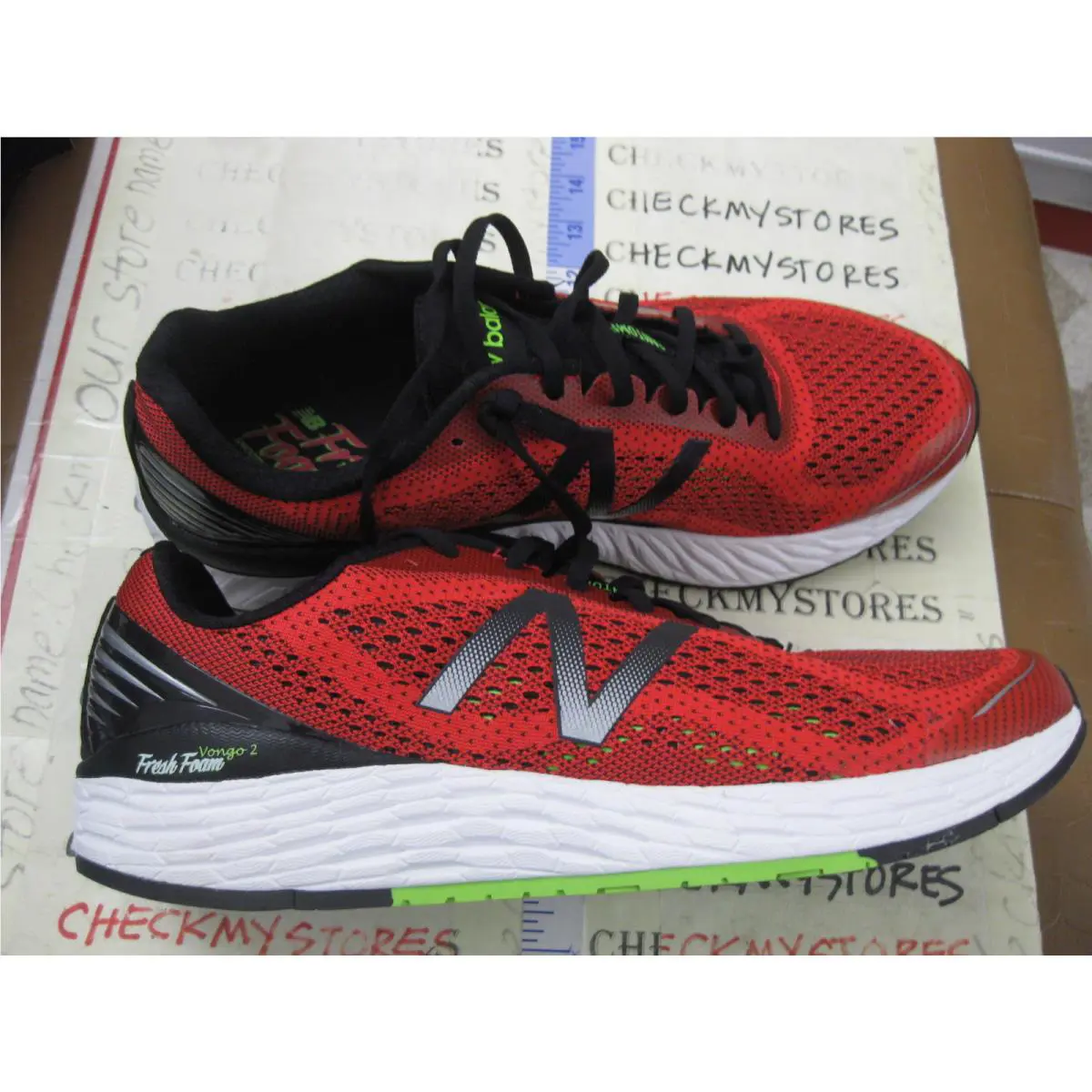 New Balance shoes - VONGO2 - PLEASE SELECT AT TOP, S:: ENERGY RED LIME MULTI 2