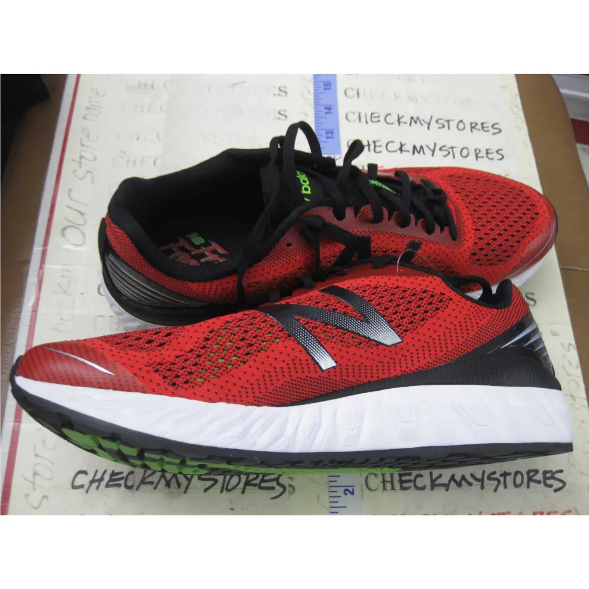 New Balance shoes - VONGO2 - PLEASE SELECT AT TOP, S:: ENERGY RED LIME MULTI 3