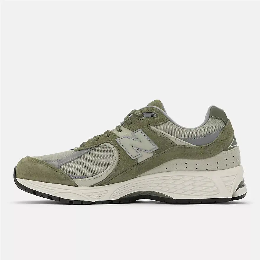 New Balance shoes - New Balance 2002R - U2002RCA - olive 1
