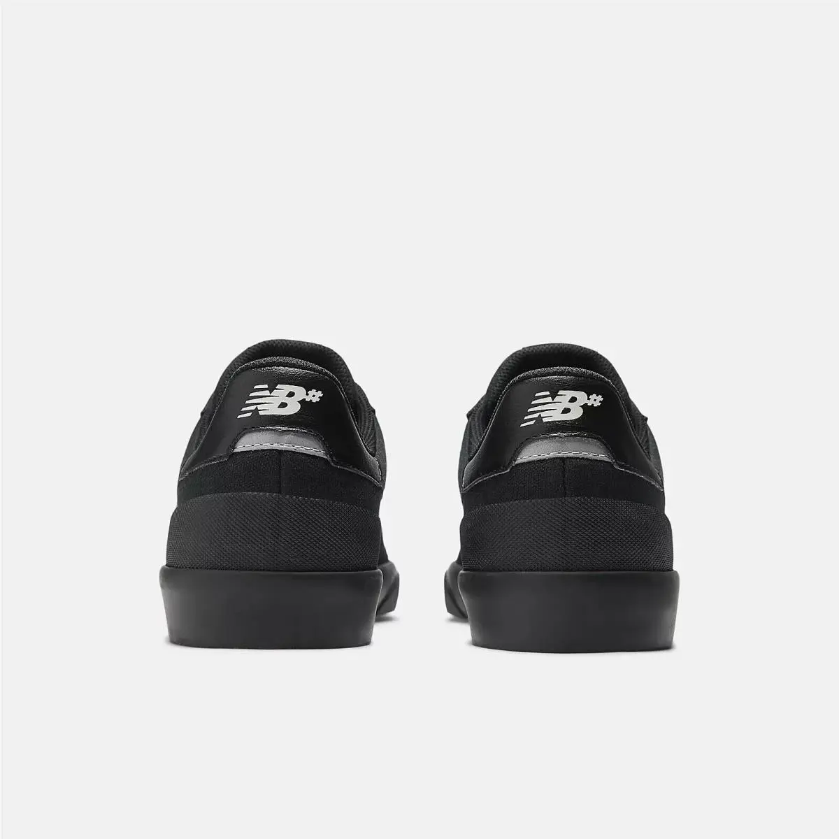 New Balance shoes - Black/White 1