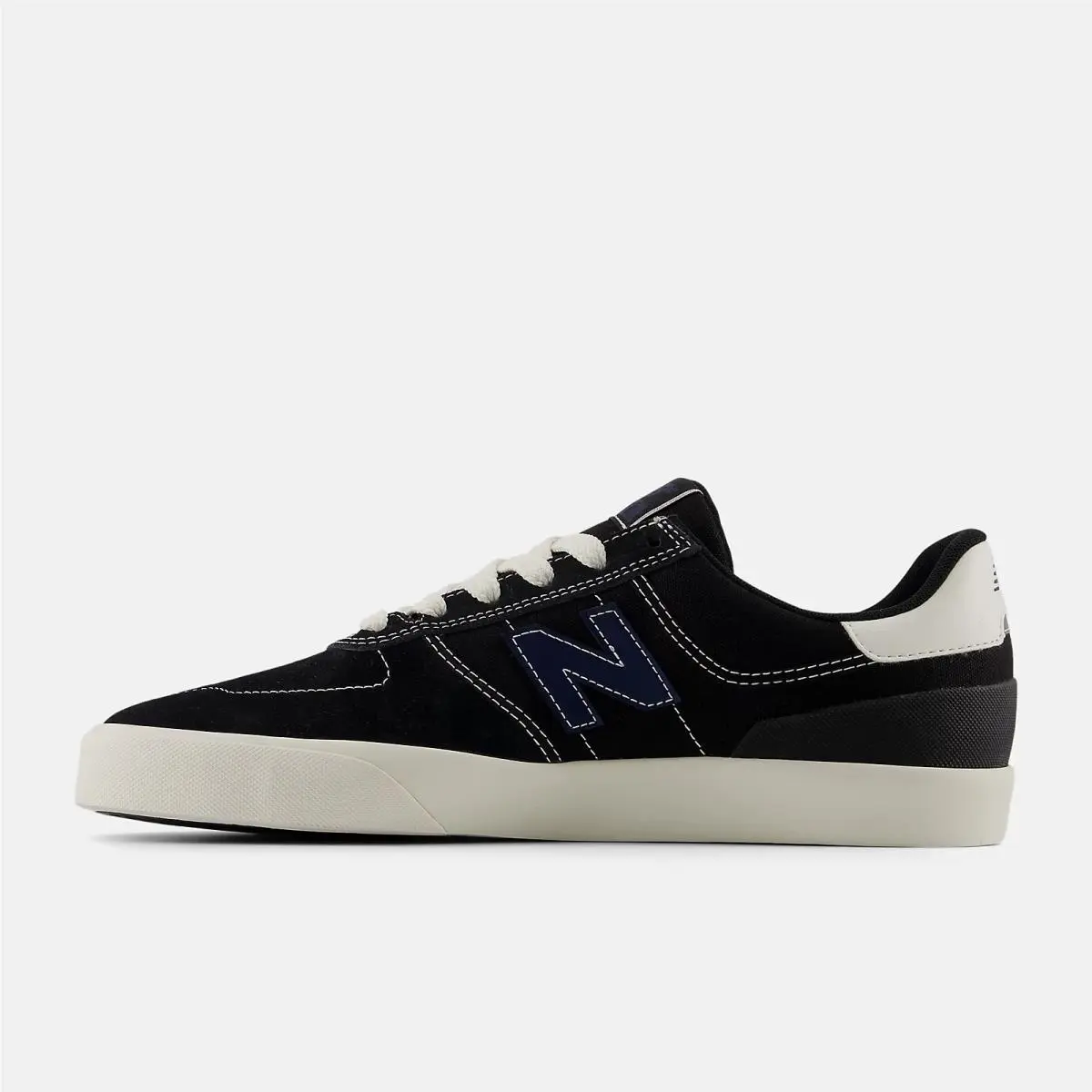New Balance shoes - Black/White 26