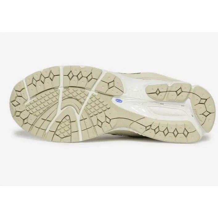New Balance shoes - Beige 3
