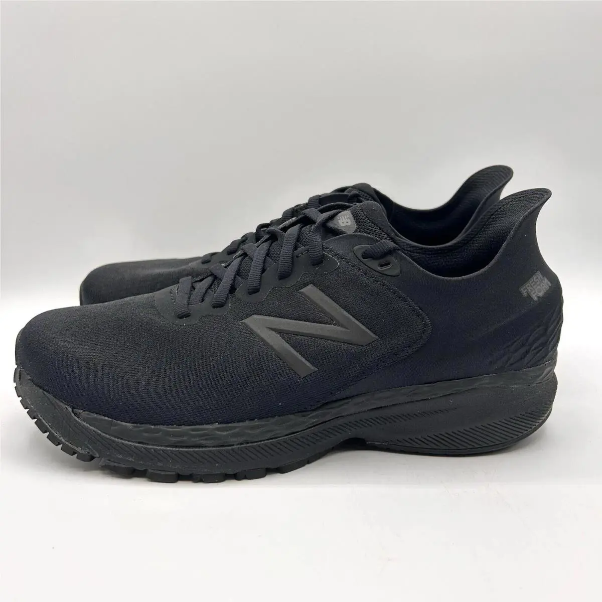 New Balance shoes - New Balance 860 - M860 - Black 5