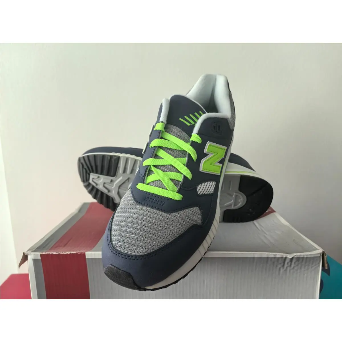 New Balance shoes - Multicolor 4