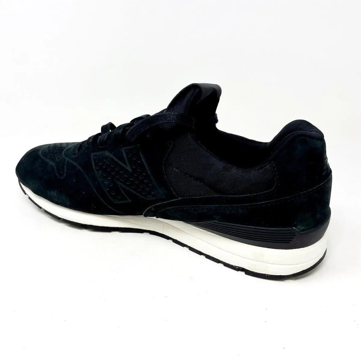 New Balance shoes - New Balance 696 - MRL696DK - Black 1