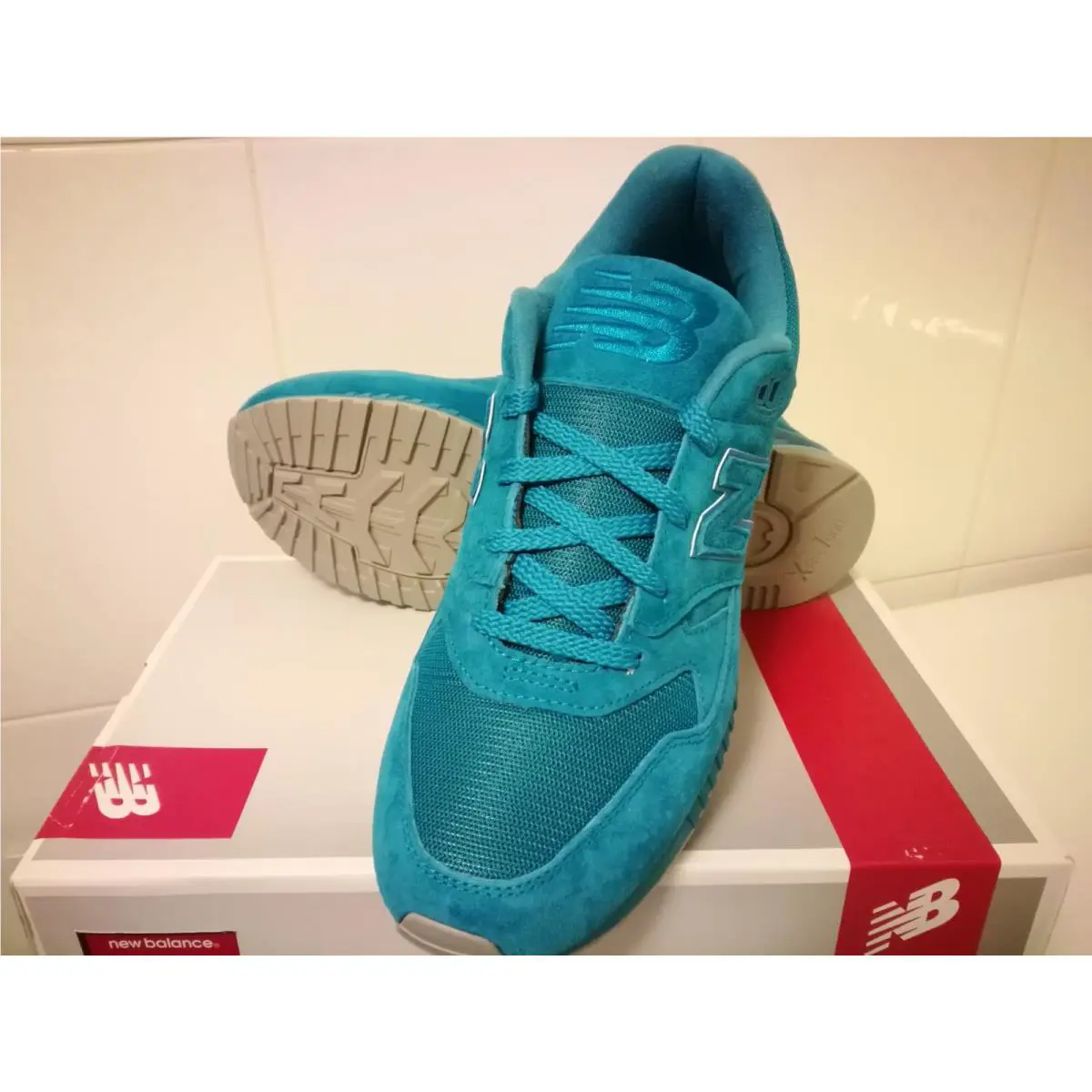 New Balance shoes - Multi-Color 1