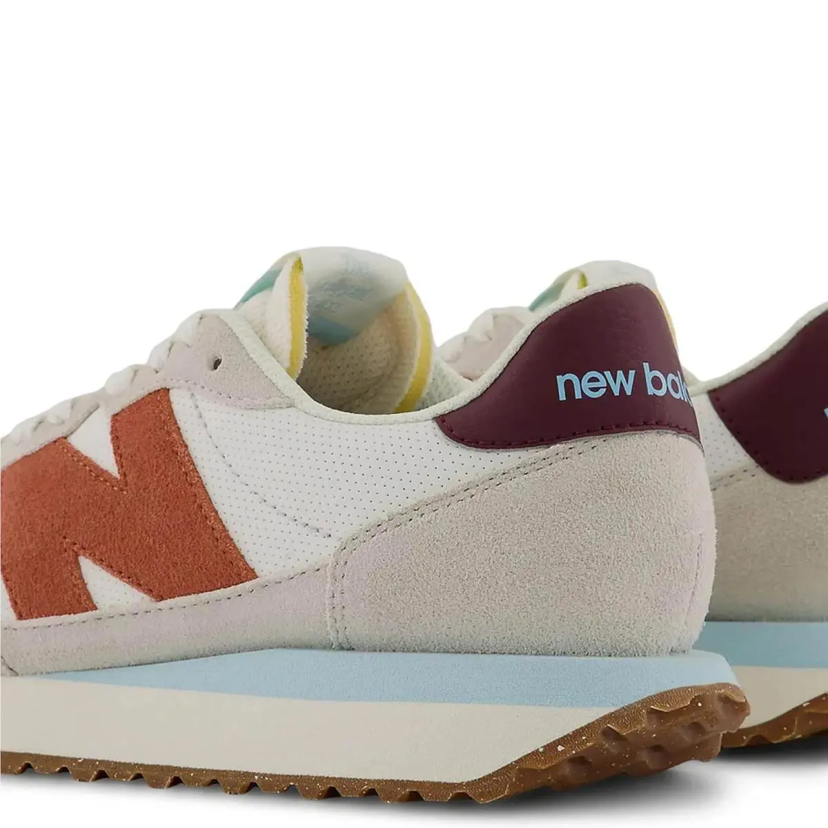 New Balance shoes - White/Ghost Pepper 2