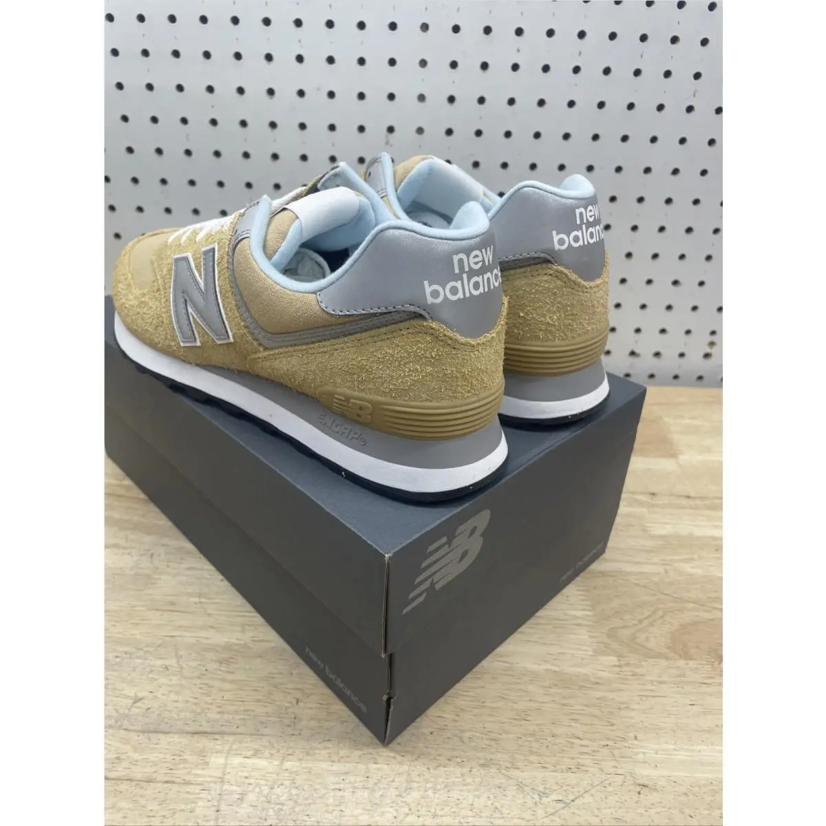 New Balance shoes - New Balance 574 - U574PGW - Yellow 8