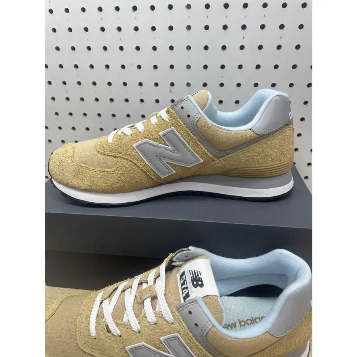 New Balance shoes - New Balance 574 - U574PGW - Yellow 3
