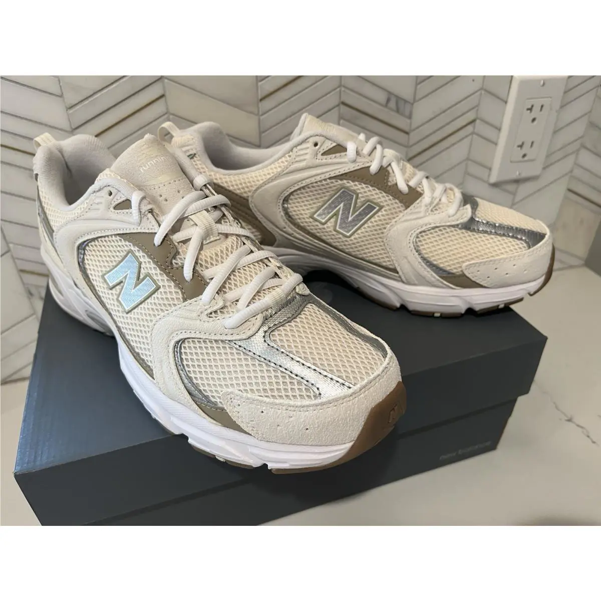 New Balance 530 White Beige Shoes MR530GB Men`s Size 10 D