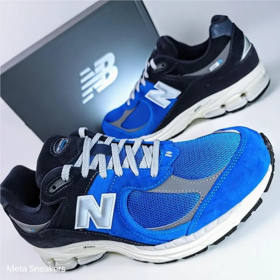 New Balance US 9 Men`s Blue Silver White Black Retro 2002R Suede M2002RPB New