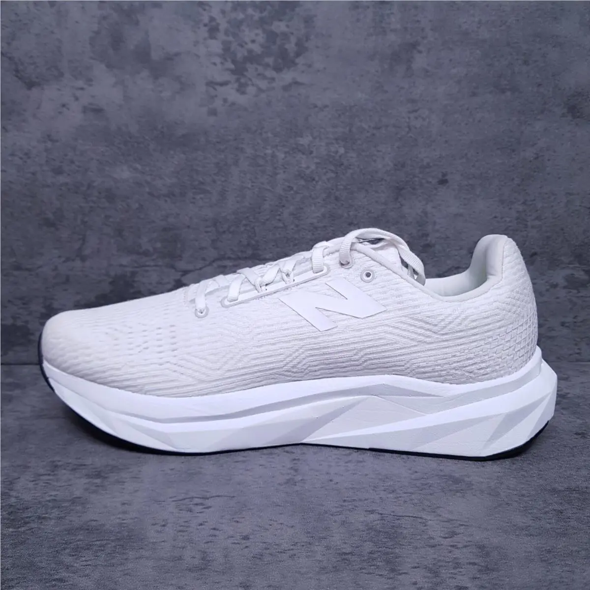 New Balance shoes - New Balance FuelCell Propel - FuelCell Propel - MFCPRLW5 - White 0