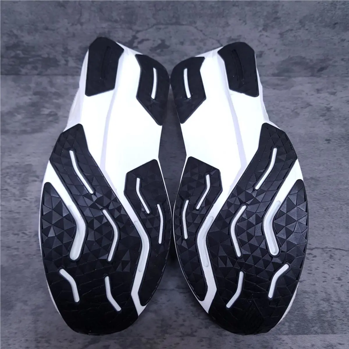 New Balance shoes - New Balance FuelCell Propel - FuelCell Propel - MFCPRLW5 - White 3