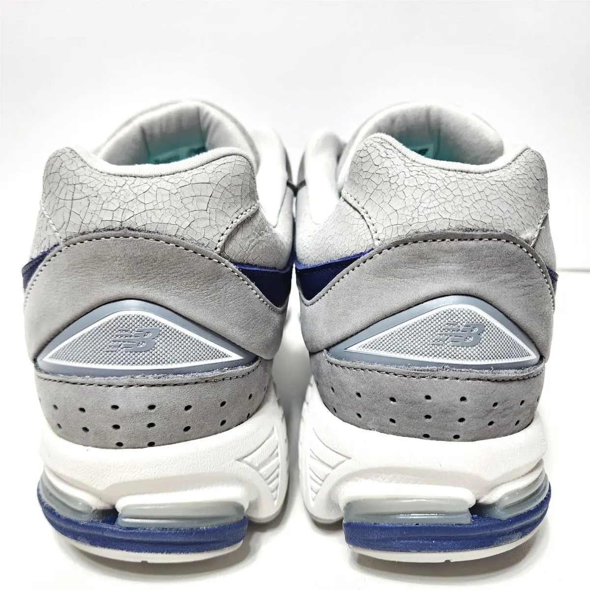 New Balance shoes - New Balance 2002 R - M2002RTH - Gray 6