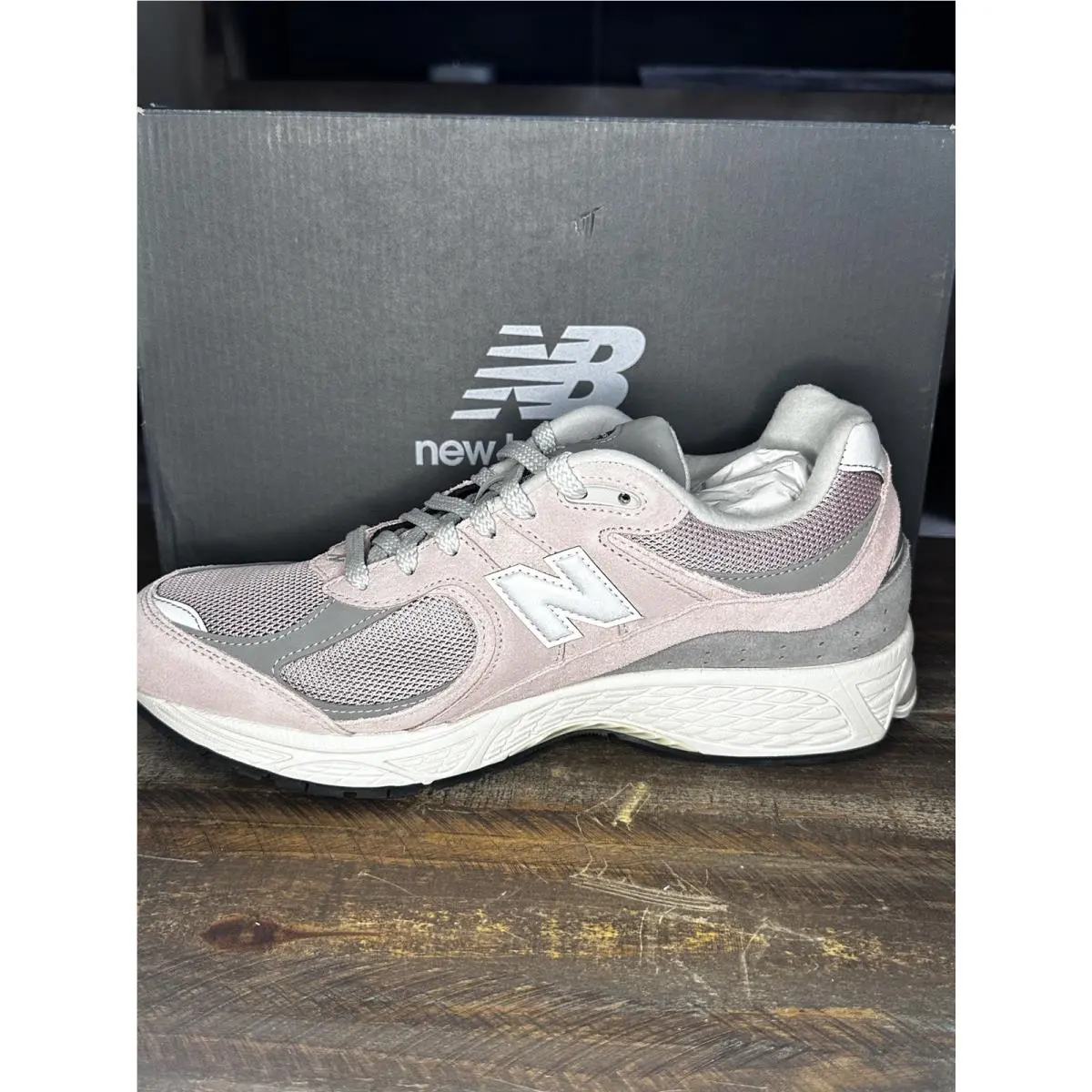New Balance 2002R Pink Grey White Men’s 11.5 M2002RFC