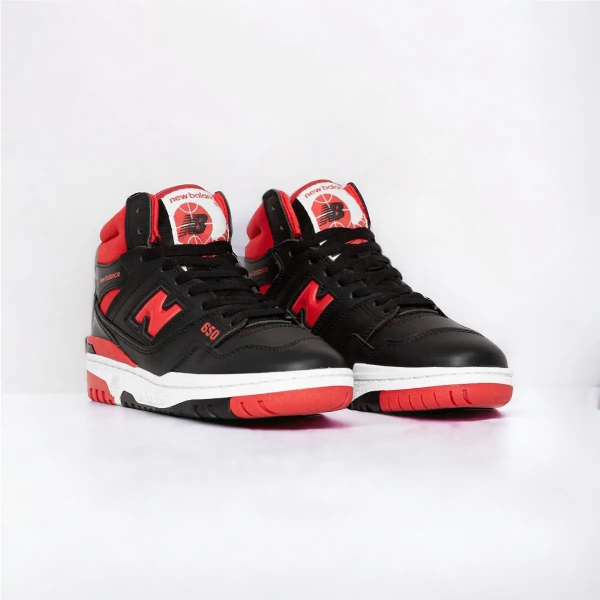 New Balance 650R Black Red White Mens Size 10 BB650RBR “bred” Colorway New