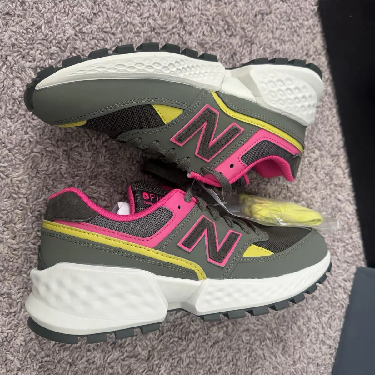 New Balance shoes - New Balance 574 - Green 3