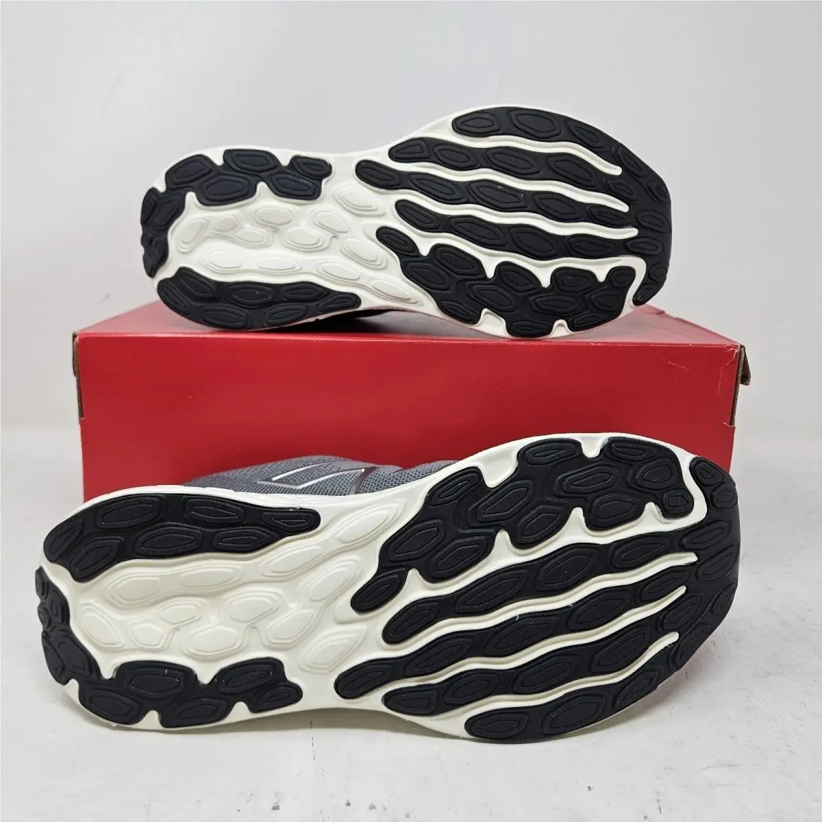 New Balance shoes - New Balance 680 - M680LG8 - Gray (UPC: 197375619996) 3