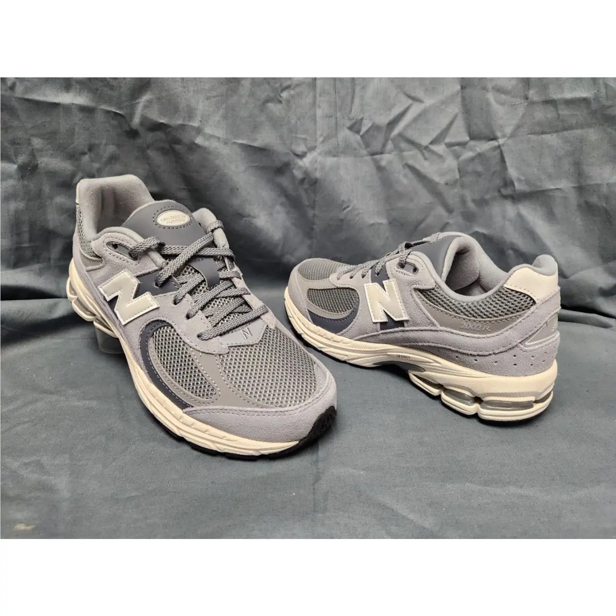 New Balance Boys 2002 Sneakers GC2002ST Suede Grey Size 4.5