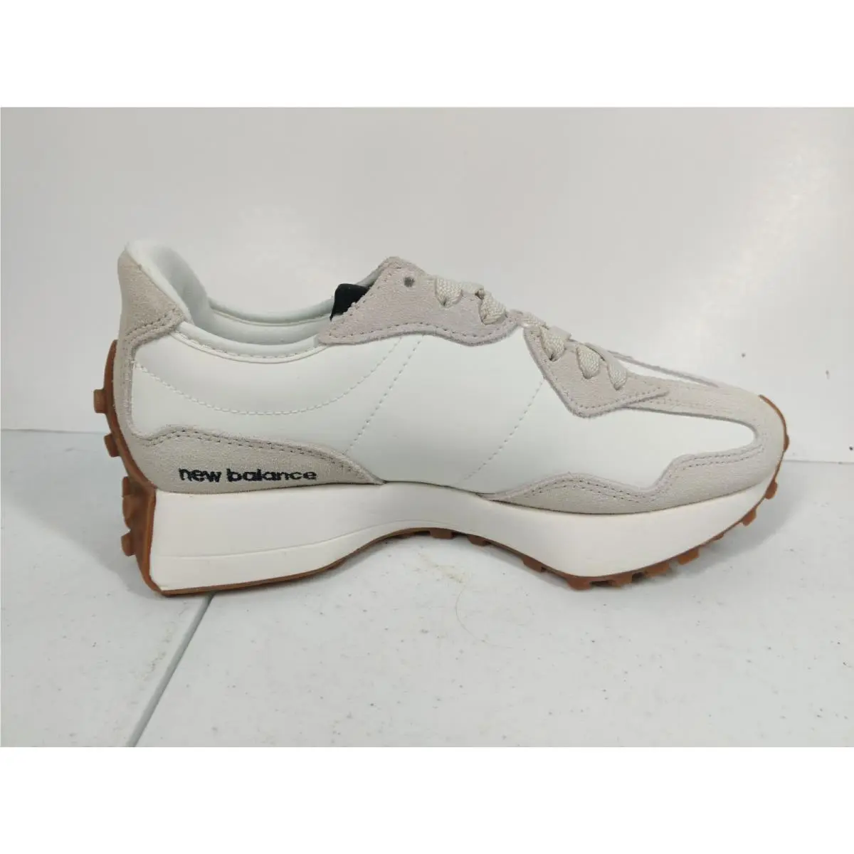 New Balance shoes - New Balance 327 - WS327FE - White 4