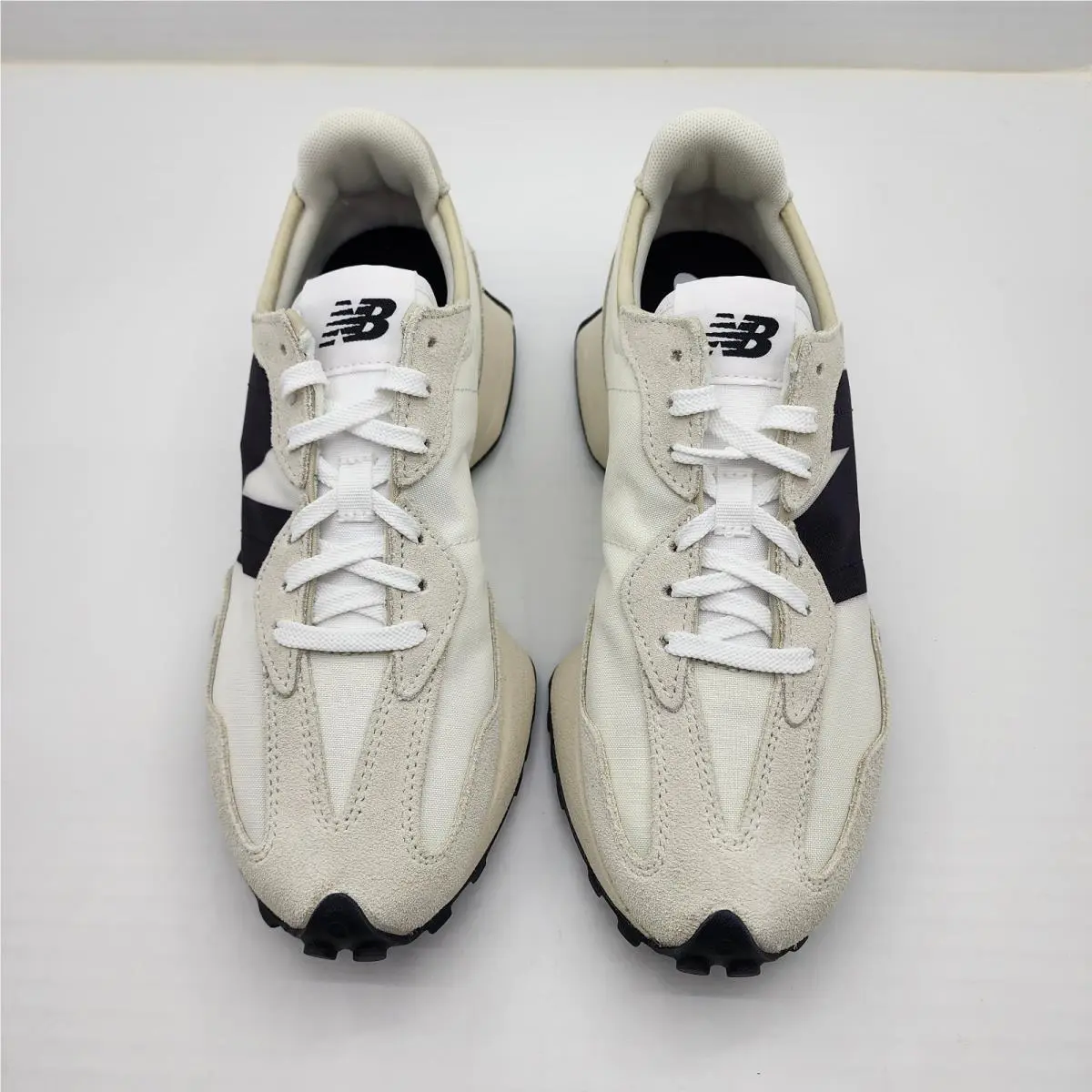New Balance shoes - New Balance 327 - WS327FE - Sea Salt Black 0