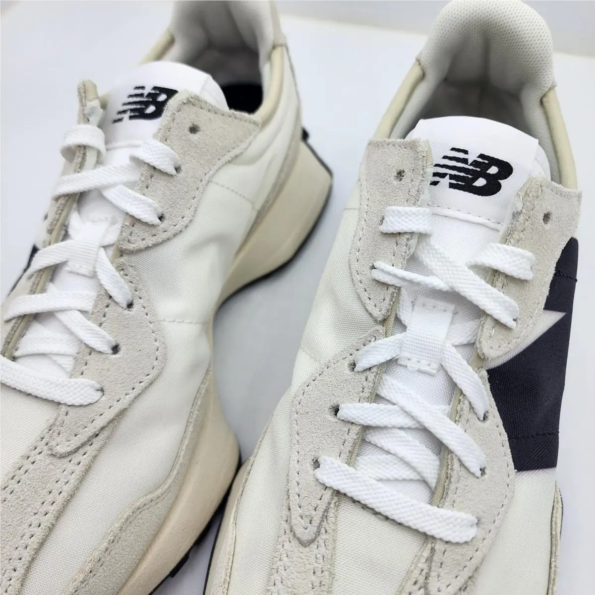 New Balance shoes - New Balance 327 - WS327FE - Sea Salt Black 2