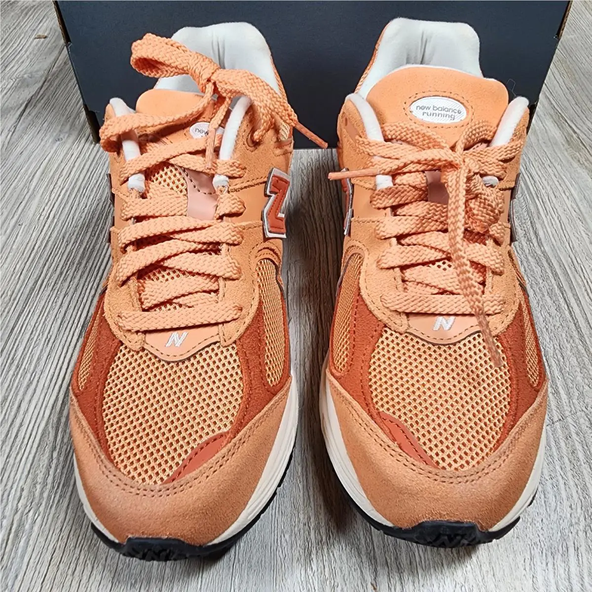 New Balance shoes - New Balance 2002 - M2002RFJ - Orange 1